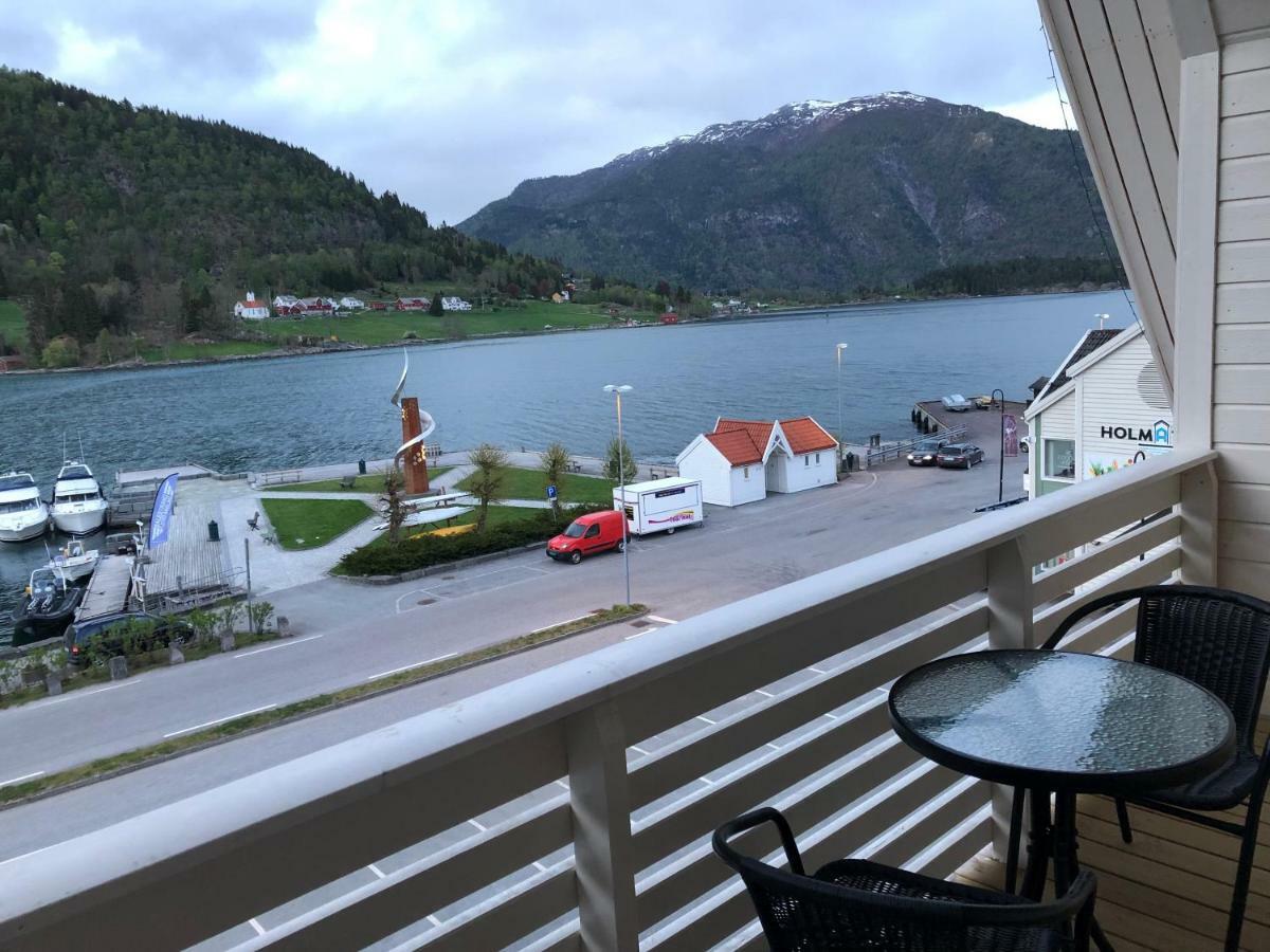 Balestrand Fjordapartments Extérieur photo